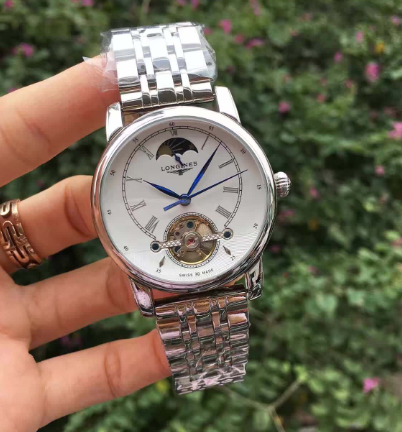 [十二刻度]浪琴手表维修要阅历什么？为什么这么贵？